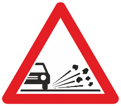 Panneau A17 : projection de gravillons